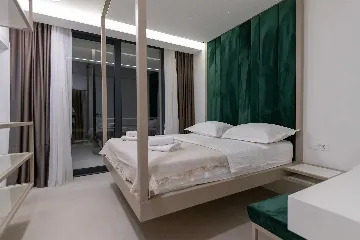 Heated Pool Villa in Grubine for Up to 20 Guests