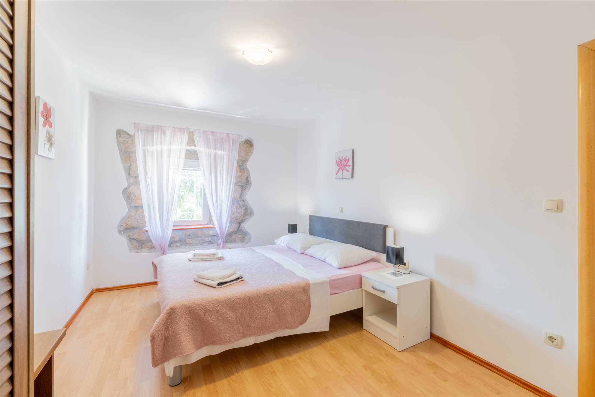 Villa Lavandis with Jacuzzi and 50m2 Pool