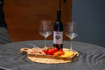 Kaštel Sućurac Villa with Hydromassage Pool for 8