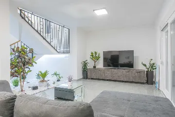 Kaštel Sućurac Villa with Hydromassage Pool for 8