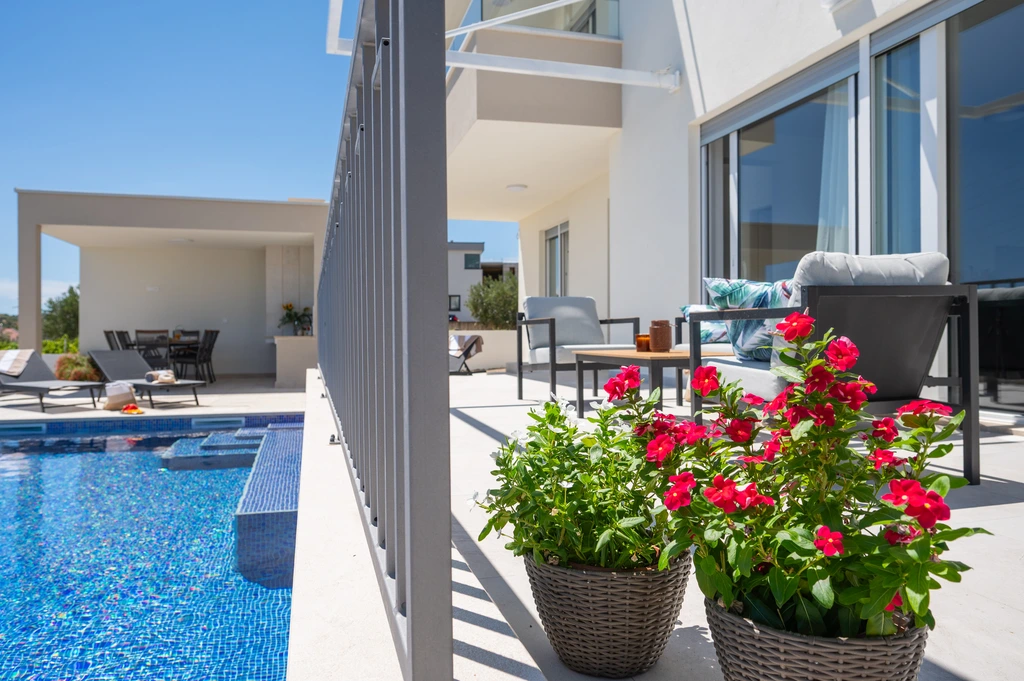 Family-Size Villa with Private Pool near Split