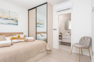 Family-Size Villa with Private Pool near Split