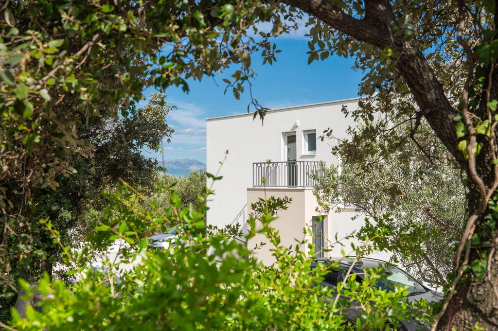 Family-Size Villa with Private Pool near Split