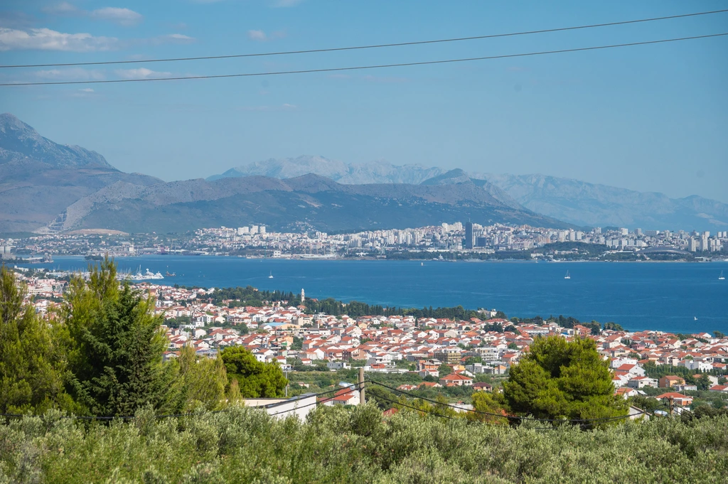 Family-Size Villa with Private Pool near Split