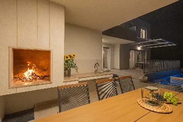 Family-Size Villa with Private Pool near Split