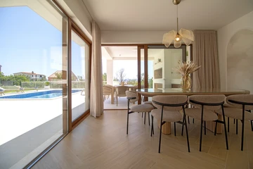 Villa with Pool and Gym in Kastel Lukšić