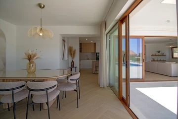 Villa with Pool and Gym in Kastel Lukšić