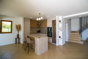 Villa with Pool and Gym in Kastel Lukšić