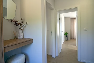 Villa with Pool and Gym in Kastel Lukšić