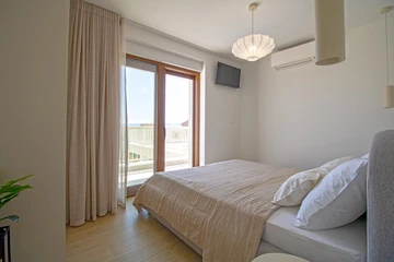 Villa with Pool and Gym in Kastel Lukšić