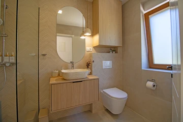 Villa with Pool and Gym in Kastel Lukšić