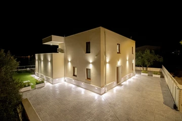 Villa with Pool and Gym in Kastel Lukšić