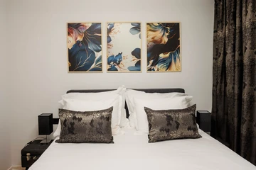 Spacious 5-Bedroom Villa in Rogoznica