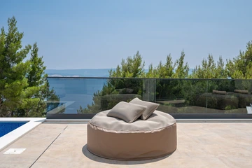 Sea-View Villa with Heated Pool for 10 in Stanići