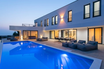 Sea-View Villa with Heated Pool for 10 in Stanići