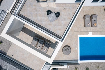 Sea-View Villa with Heated Pool for 10 in Stanići