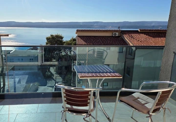 1-Bedroom Apartment in Lokva Rogoznica (Up to 4)