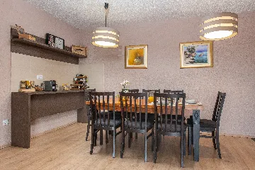 4-Bedroom Holiday House in Muć for Up to 11