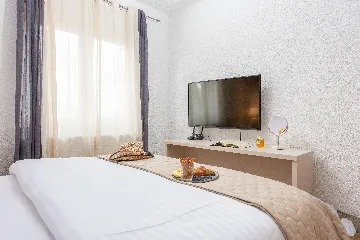 4-Bedroom Holiday House in Muć for Up to 11