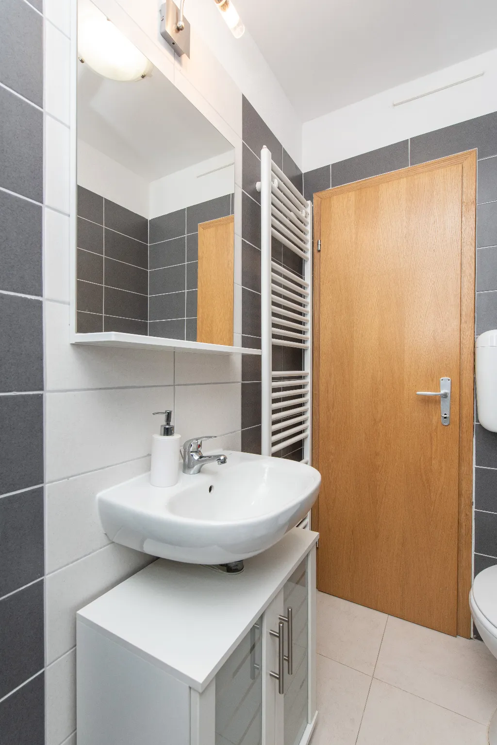 4-Bedroom Holiday House in Muć for Up to 11