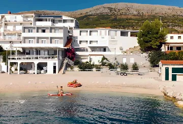 Podstrana Villa with Sea Views for Up to 20