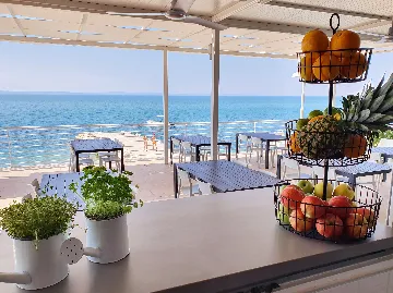 Podstrana Villa with Sea Views for Up to 20