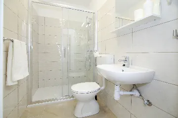 Podstrana Villa with Sea Views for Up to 20