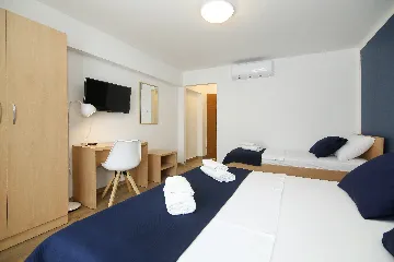 Podstrana Villa with Sea Views for Up to 20