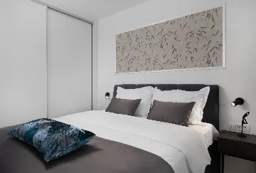 Kaštel Kambelovac Villa for Up to 12 Guests