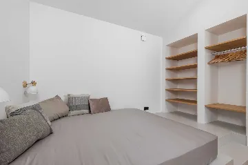 2-Bedroom Villa with Private Infinity Pool in Dobrinj