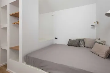 2-Bedroom Villa with Private Infinity Pool in Dobrinj