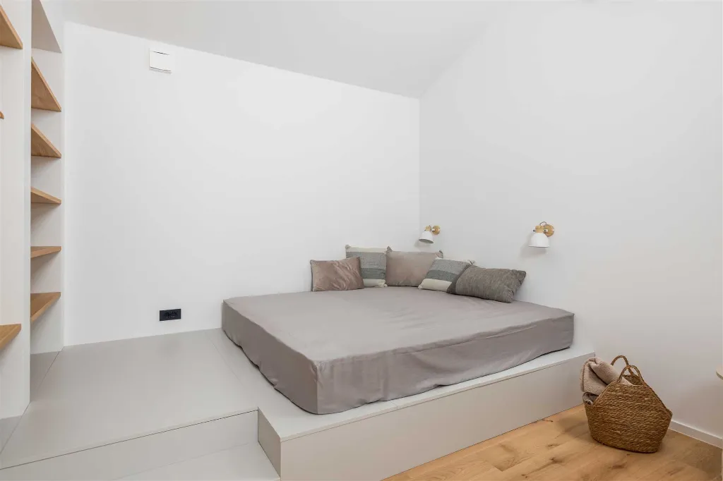 Private Pool Villa for 8 Guests in Dobrinj