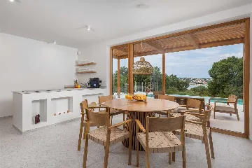 Private Pool Villa for 8 Guests in Dobrinj