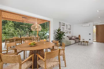 Private Pool Villa for 8 Guests in Dobrinj