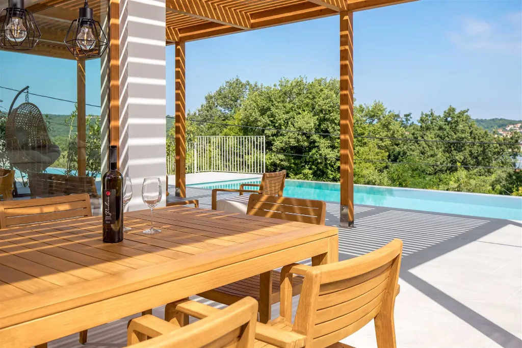 Private Pool Villa for 8 Guests in Dobrinj