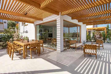 Private Pool Villa for 8 Guests in Dobrinj