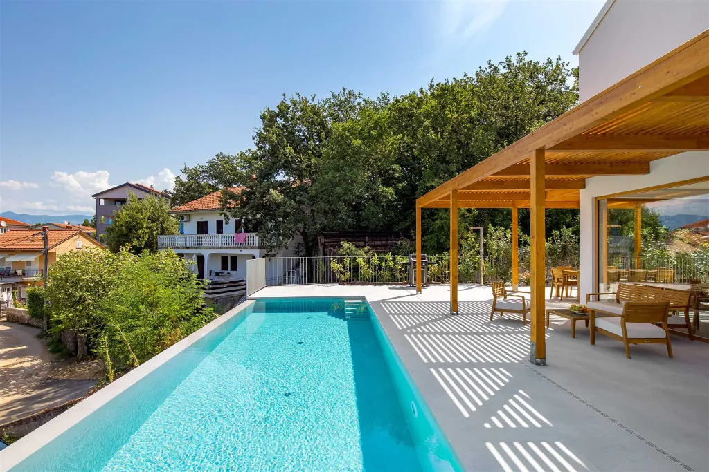 Private Pool Villa for 8 Guests in Dobrinj