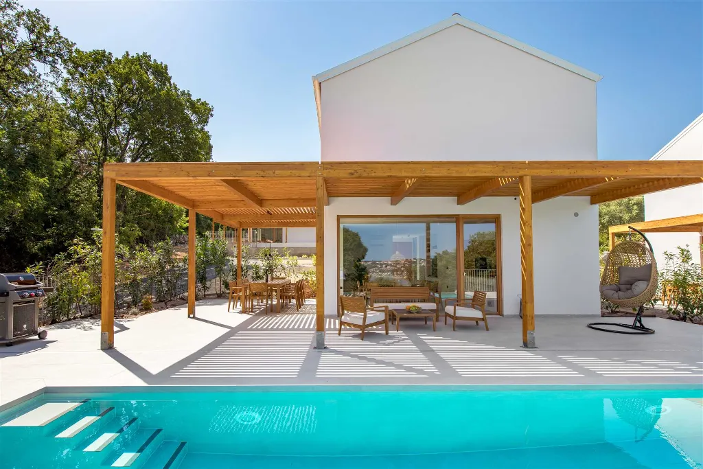 Private Pool Villa for 8 Guests in Dobrinj