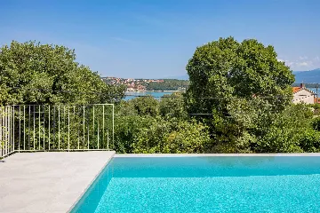 Private Pool Villa for 8 Guests in Dobrinj