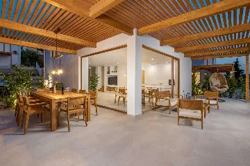 Private Pool Villa for 8 Guests in Dobrinj