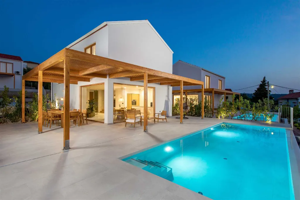 Private Pool Villa for 8 Guests in Dobrinj