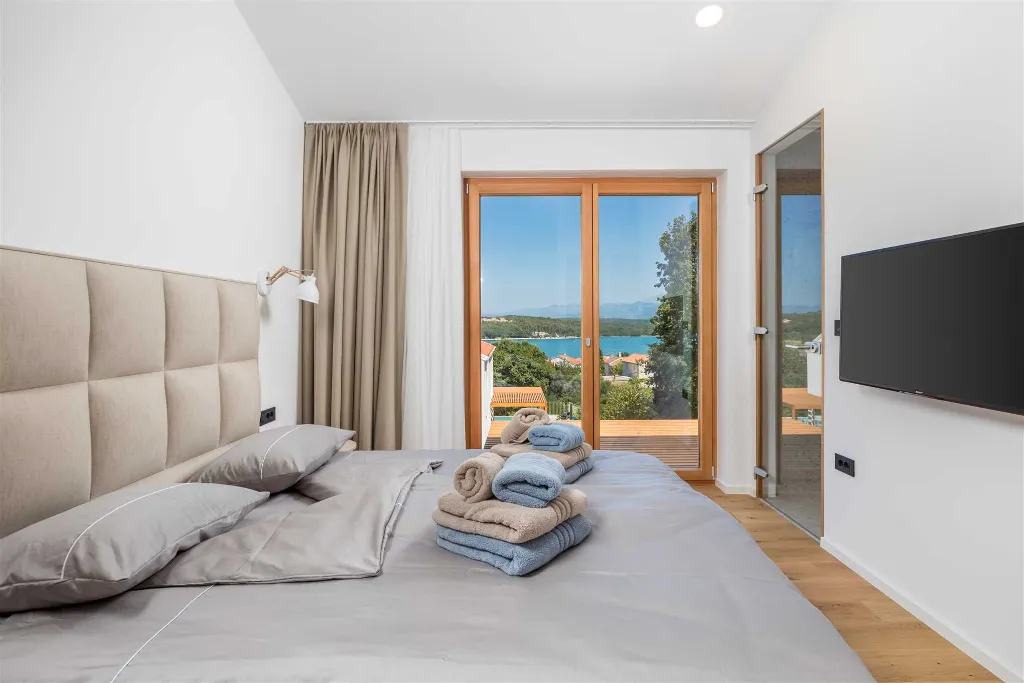 2-Bedroom Private Pool Villa in Dobrinj