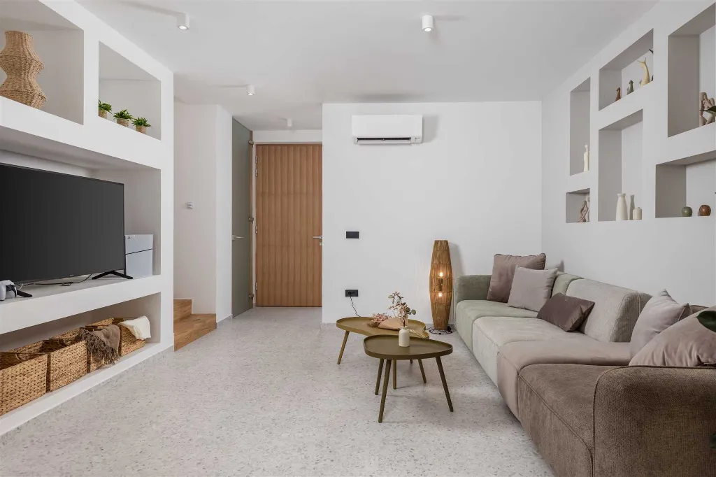 2-Bedroom Private Pool Villa in Dobrinj