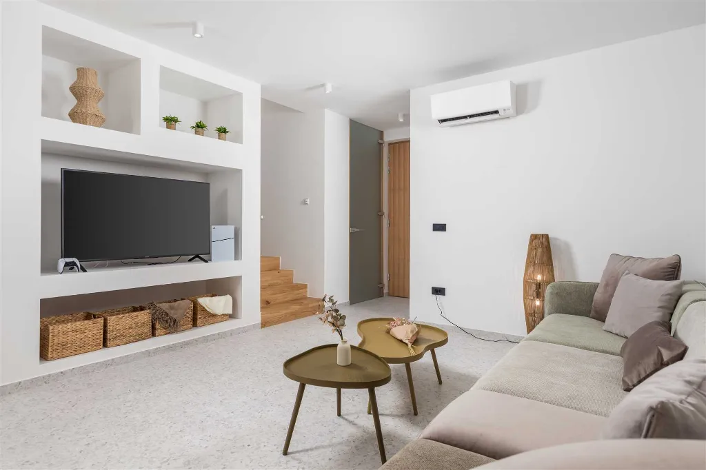 2-Bedroom Private Pool Villa in Dobrinj