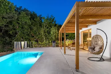 2-Bedroom Private Pool Villa in Dobrinj