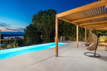 2-Bedroom Private Pool Villa in Dobrinj