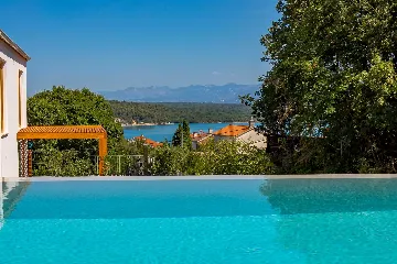 2-Bedroom Private Pool Villa in Dobrinj