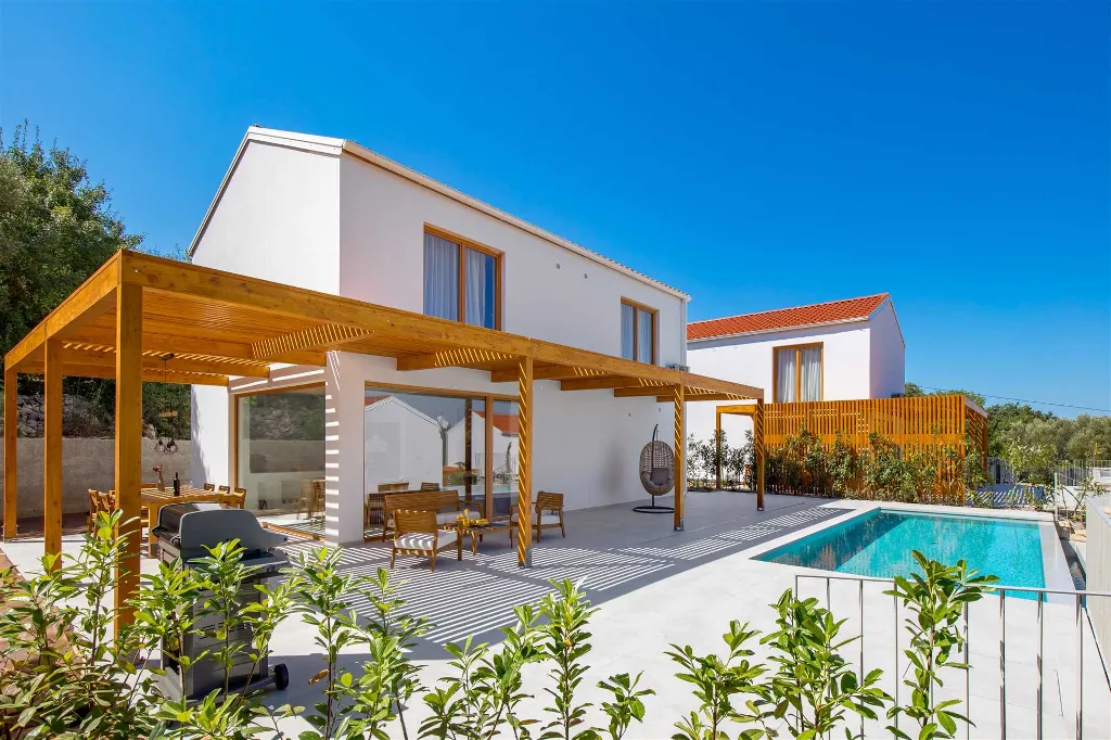 2-Bedroom Private Pool Villa in Dobrinj