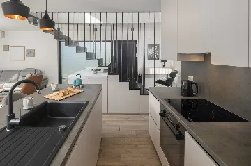 Villa with Heated Pool in Poreč for 8 Guests