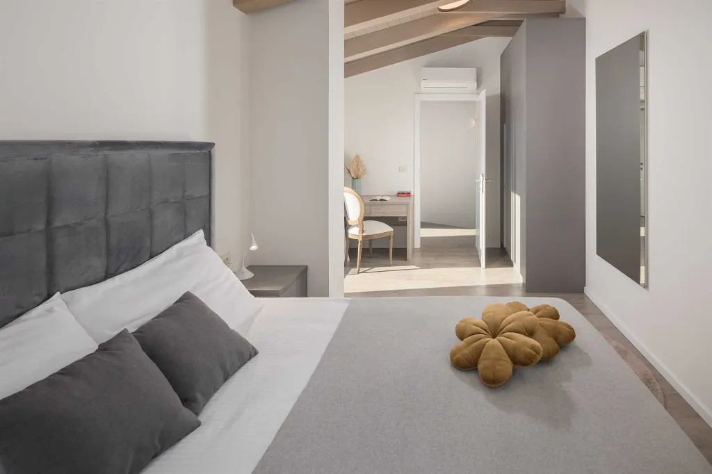 Villa with Heated Pool in Poreč for 8 Guests